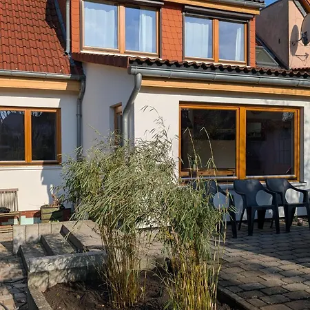 Sweet Dreams House *